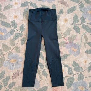 Green/blue lululemon leggings 23” with leg details